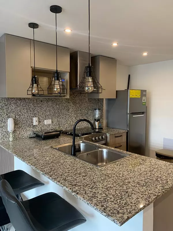 apartamentos - Alquiler de Apartamento en Evaristo Morales 4