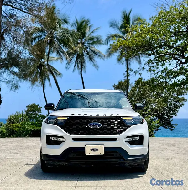 jeepetas y camionetas - Ford Explorer st 2021 clean carfax  5