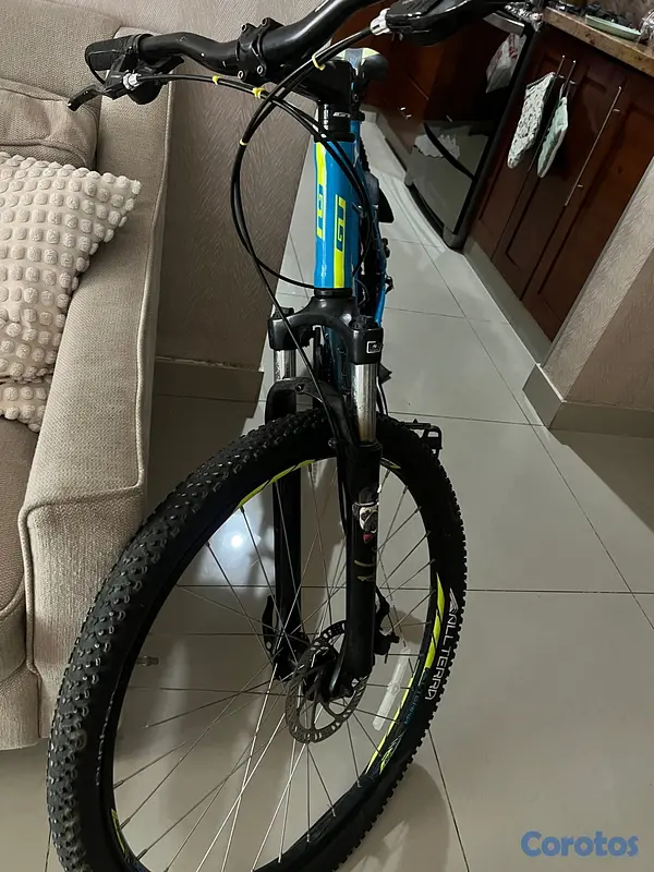 bicicletas y accesorios - Bicicleta  GT Aggressor Pro 3