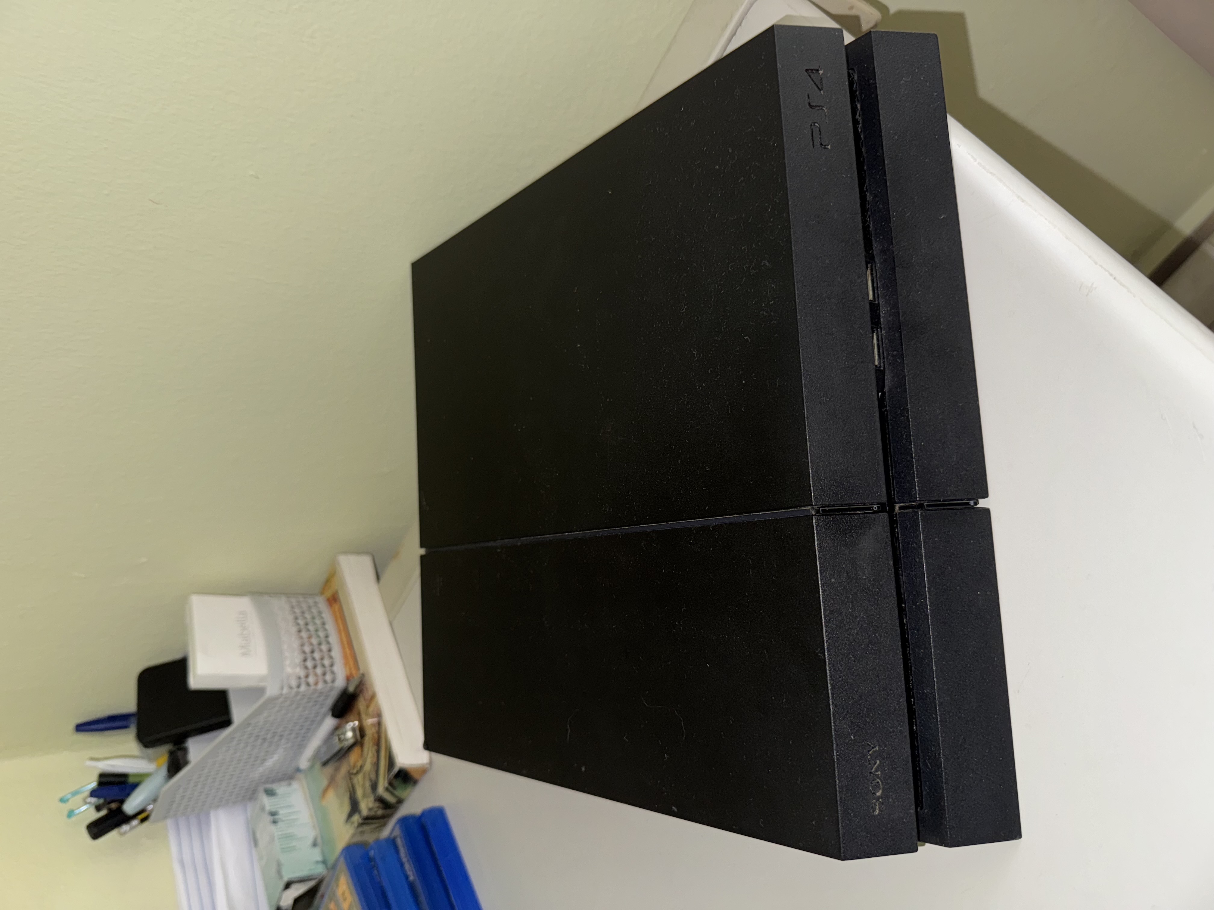 consolas y videojuegos - PS4 FAT 500 GB usada como nuevo  0