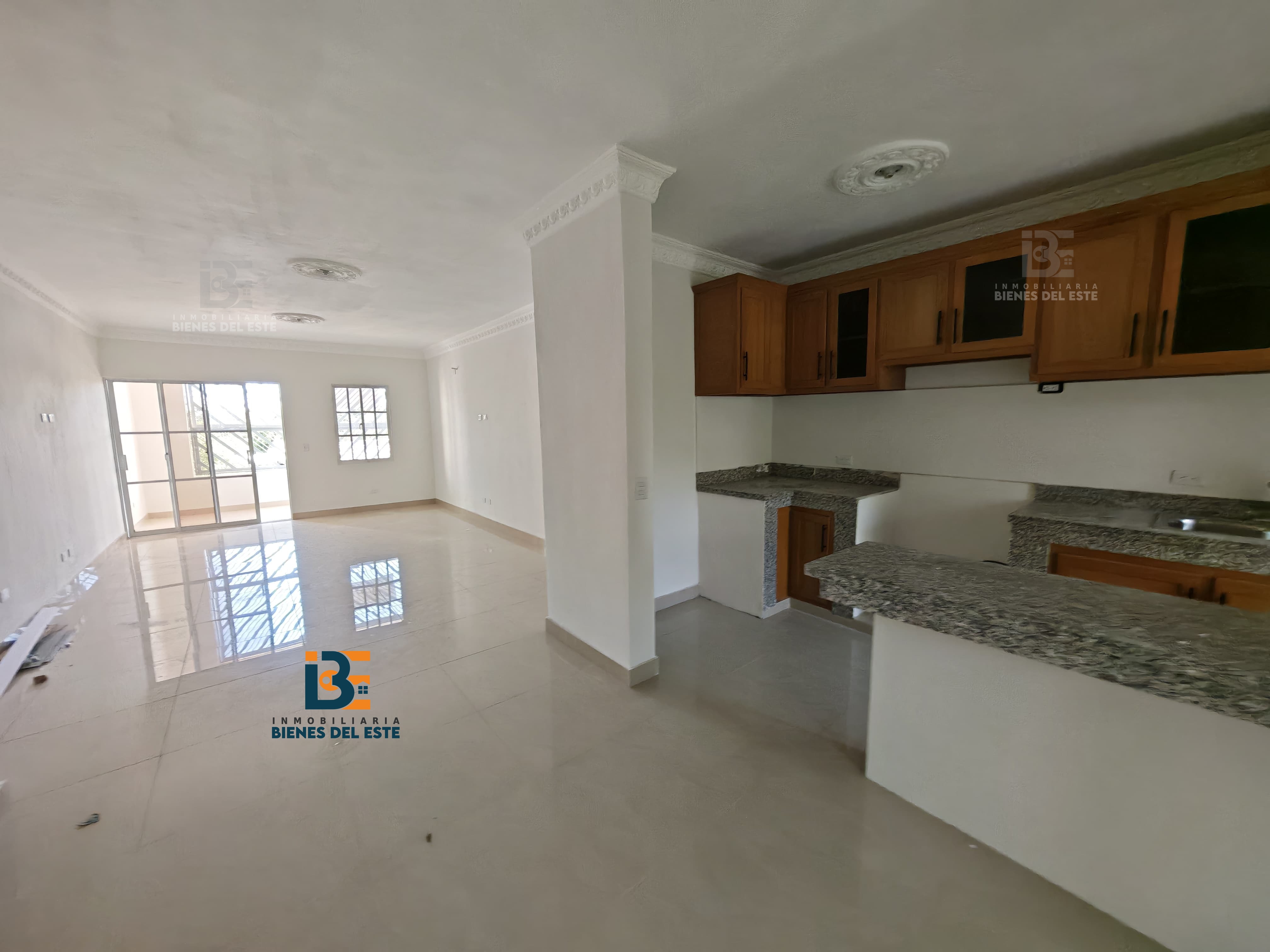apartamentos - Se Alquila Apartamento de Tres habitaciones, SPM. 1