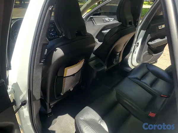 jeepetas y camionetas - Volvo XC60 T5 2019 12