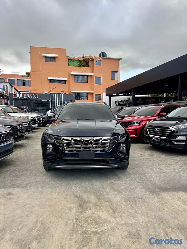 jeepetas y camionetas - Hyundai Tucson Limited 1.6T 2024 3
