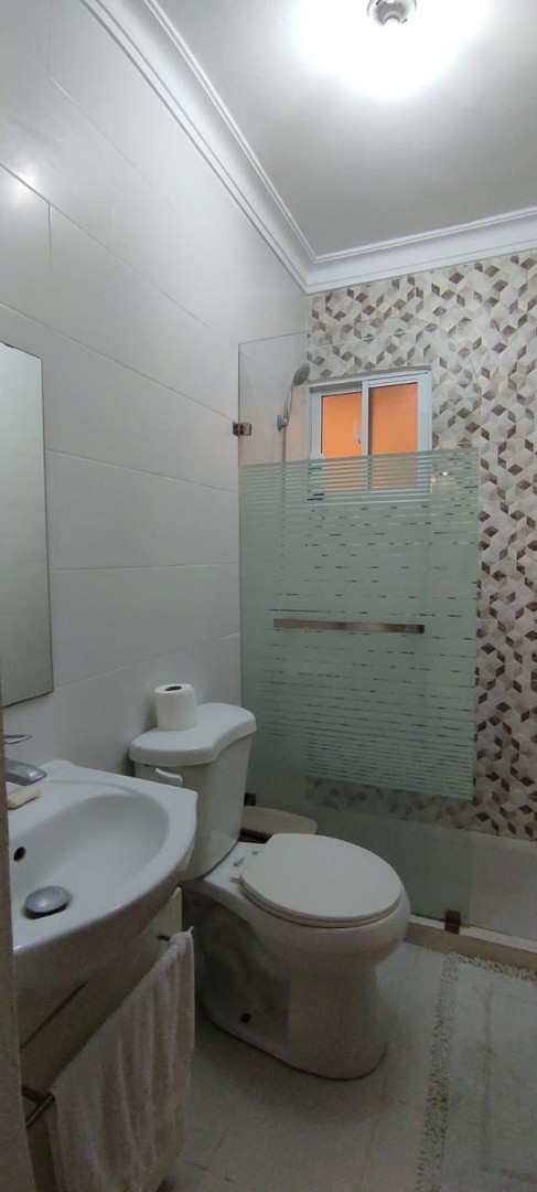 apartamentos - Se RENTA, Apartamento AMUEBLADO en Residencial Independencia 9