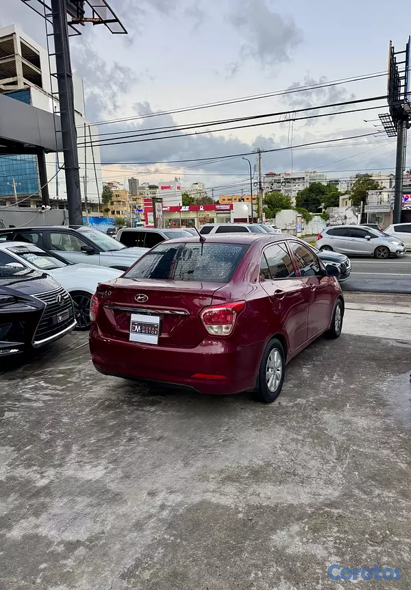 carros - Hyundai GrandI10 SDN 2016 7