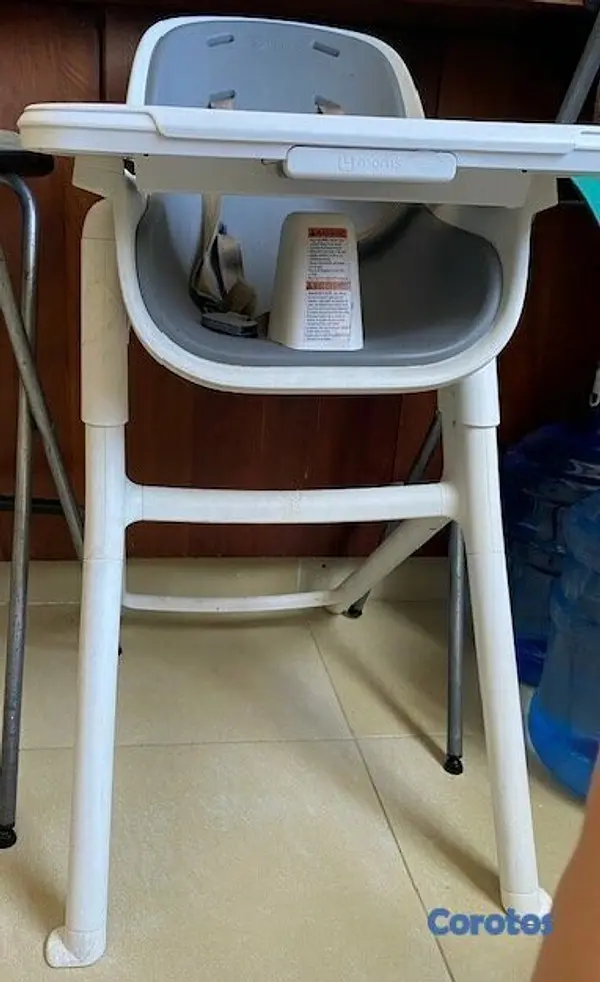 coches y sillas - Vendo silla de comer Bebe marca 4moms usado como n 2