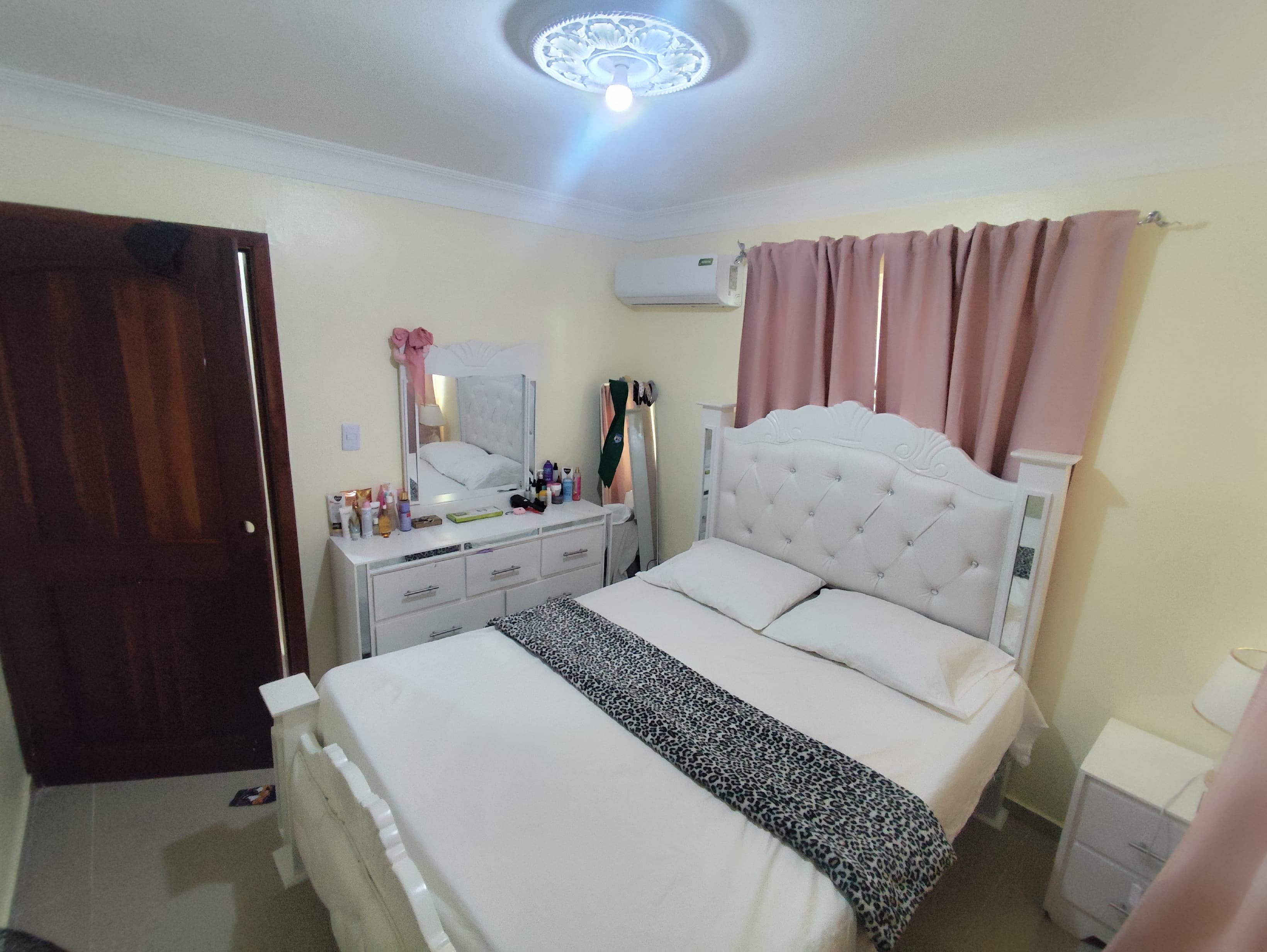 apartamentos - Apartamento en Venta 2do Nivel 3 Hab Alma Rosa I  3