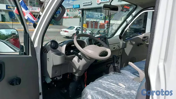 camiones y vehiculos pesados - Isuzu travis 2026 5