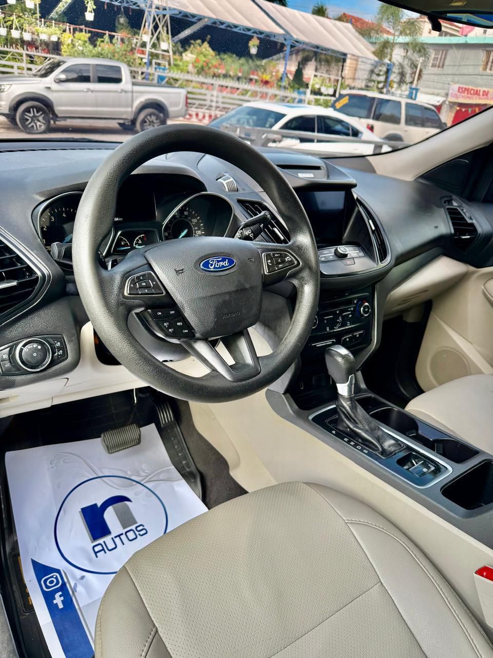 jeepetas y camionetas - Ford escape 2017 1