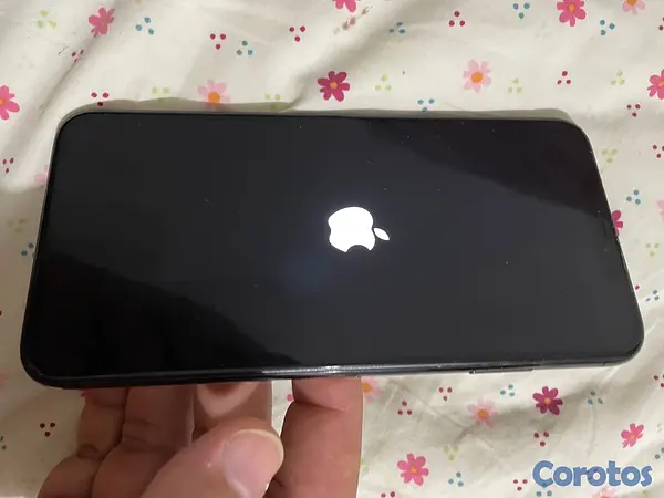 celulares y tabletas - Vendo Iphone XS Max 256gb 9/10 4