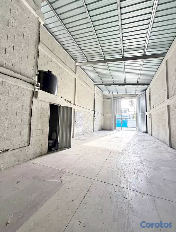 oficinas y locales comerciales - Alquiler nave comercial Villa Juana 4