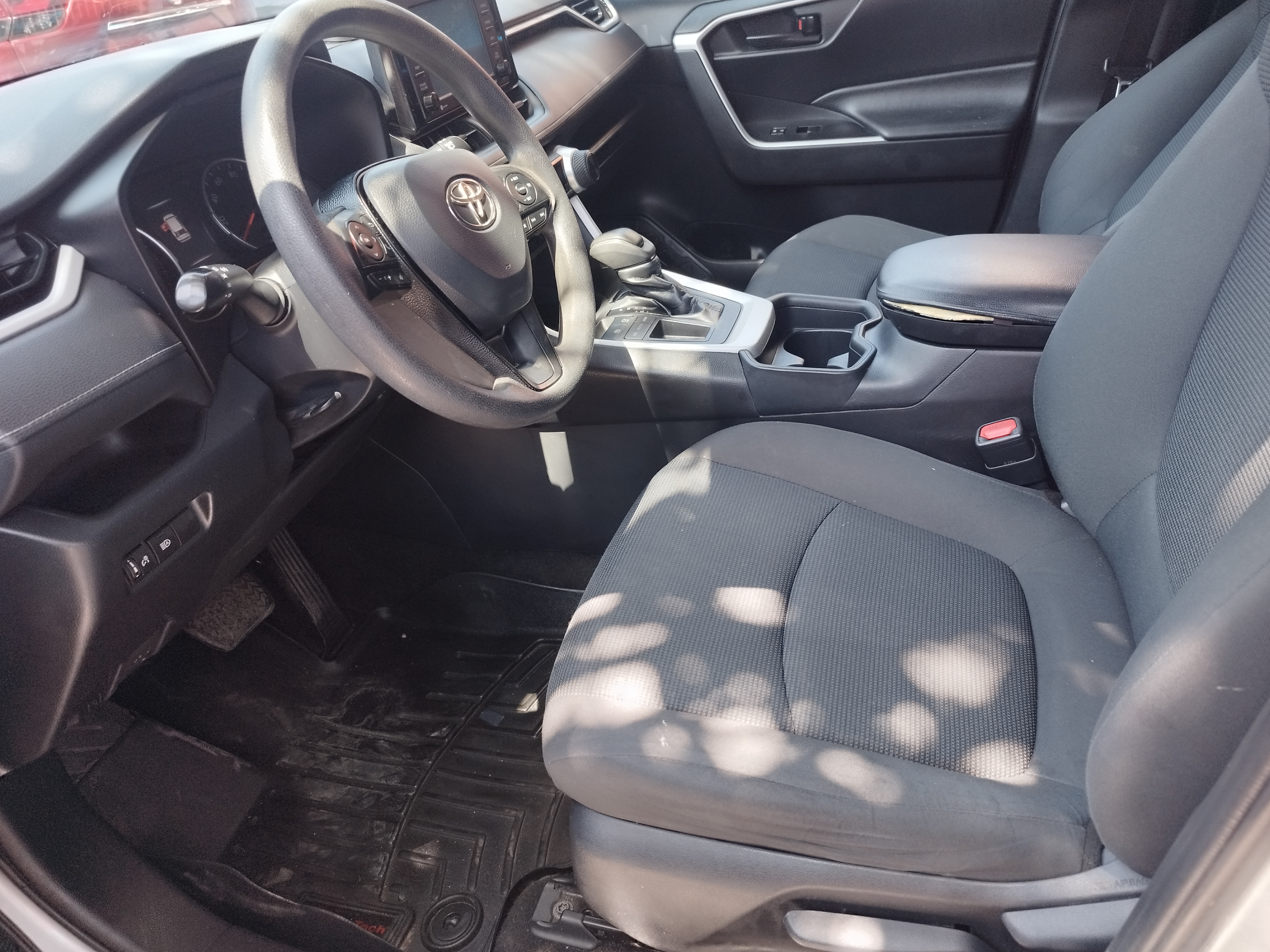 jeepetas y camionetas - 2020 Toyota Rav4  7