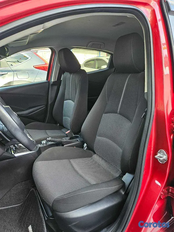 carros - MAZDA DEMIO ROJO 2020 7