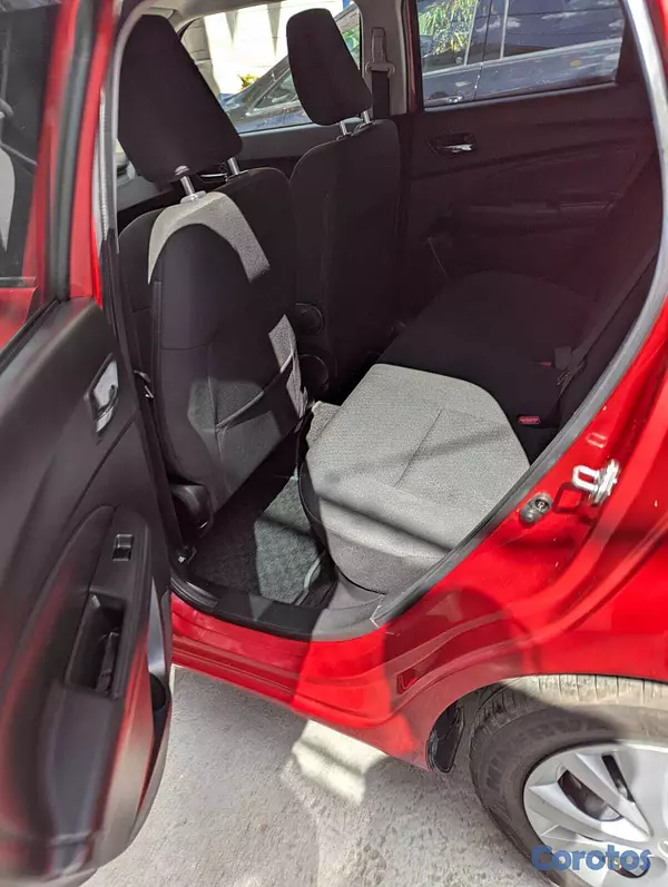 carros - SUZUKI SWIFT 2020 3