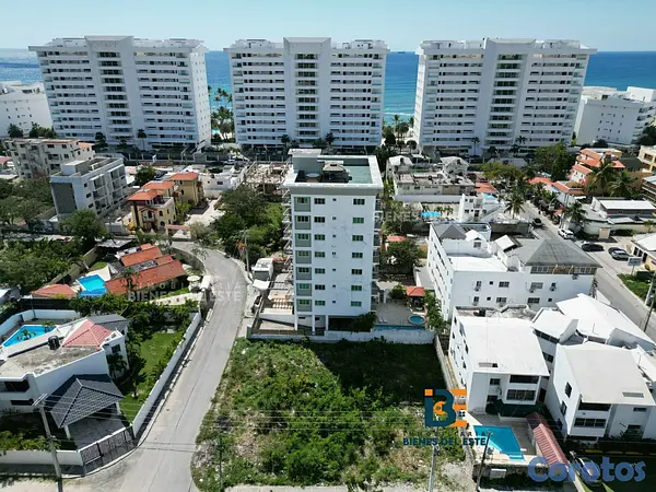 solares y terrenos - SE VENDE DE OPORTUNIDAD Excelente Solar con 750 me 4