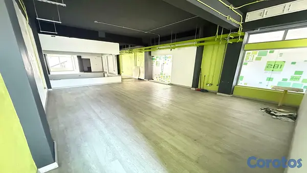 oficinas y locales comerciales - Local comercial de 165 m² en Esperilla 7