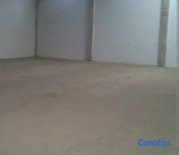 oficinas y locales comerciales - 📍DIOS📍De Oportunidad Alquilo Nave industrial comercial.  4