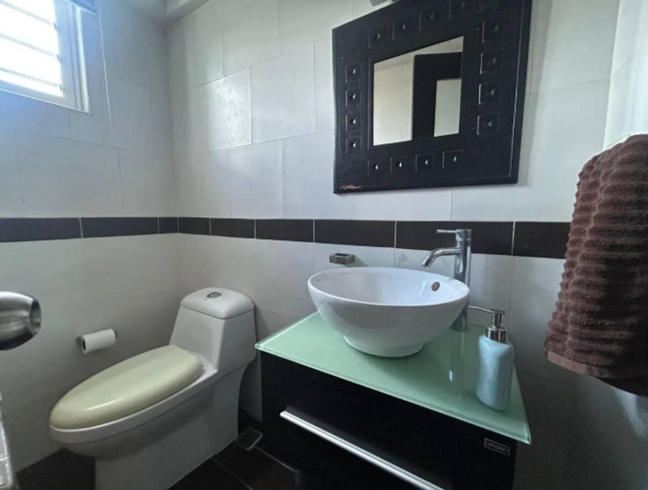 apartamentos - Apartamento en Venta en Evaristo Morales 3 Hb 2 PQ 6