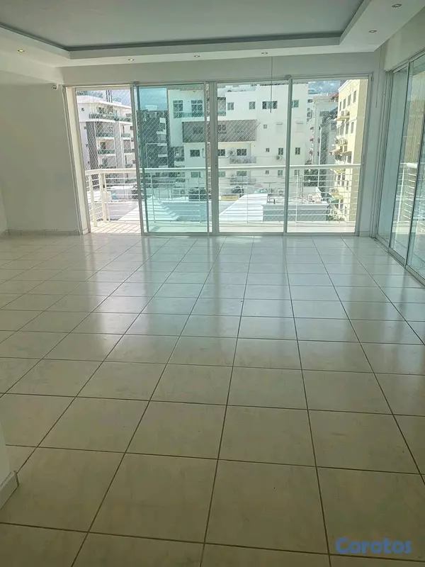 apartamentos - Vendo Penthouse en Urbanizacion Real  8