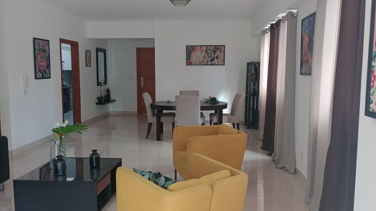 apartamentos - Hermoso e iluminado apartamento amueblado en el nivel 2 con terraza y balcón, 3 